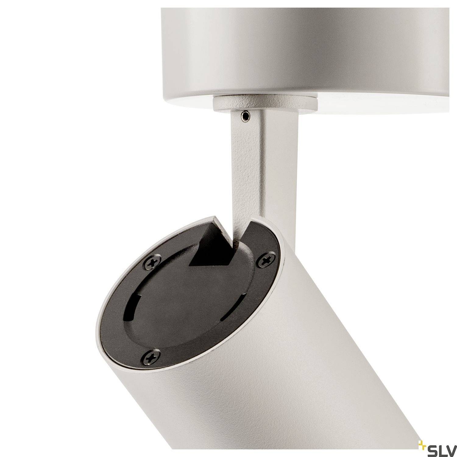 Plafondspot in modern design, zilverkleurig, verstelbaar, geschikt voor gerichte verlichting. Ideaal voor woon- of kantoorruimtes.