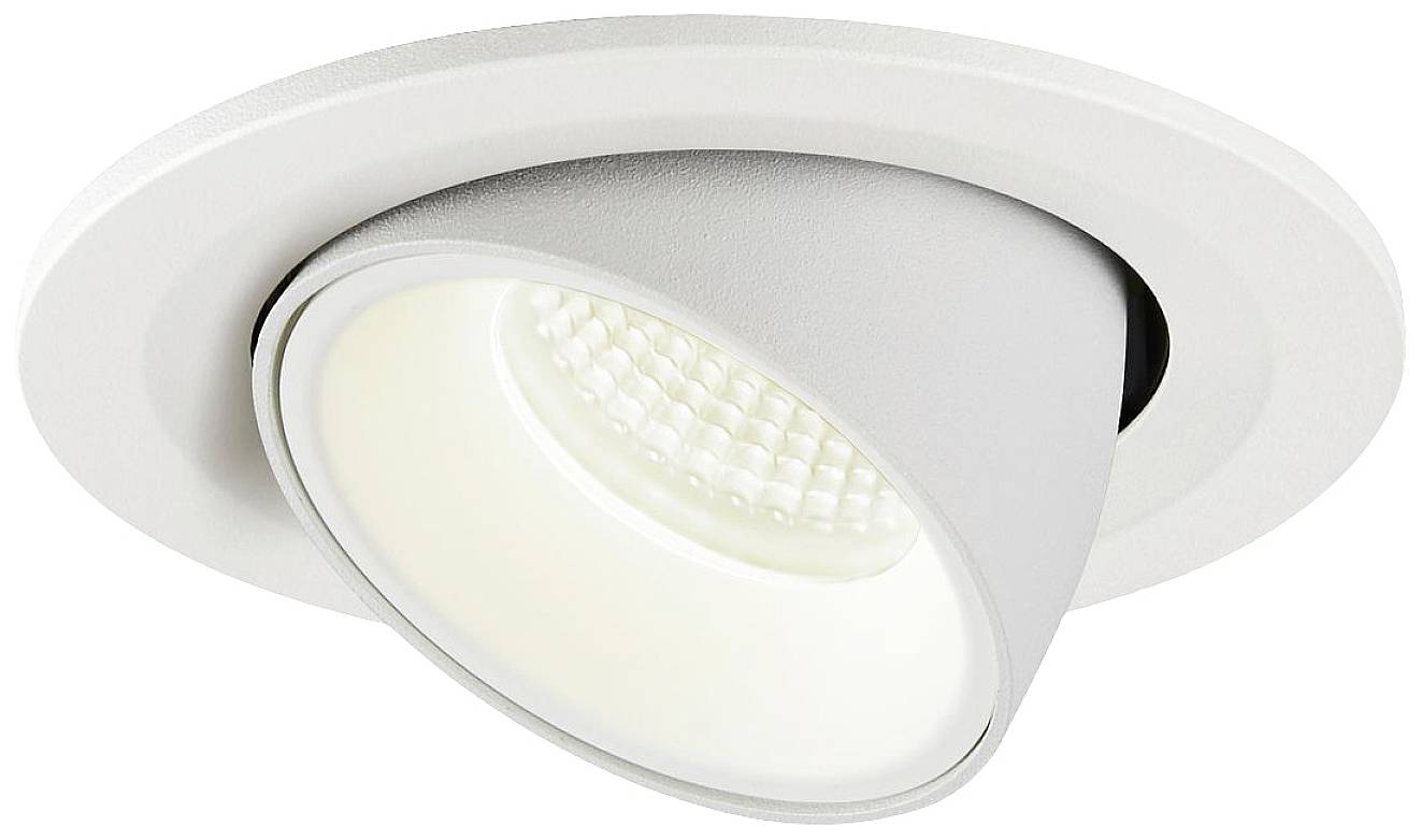 Een witte, instelbare LED-inbouwspot met ronde rand, geschikt voor gerichte verlichting in binnenruimtes.