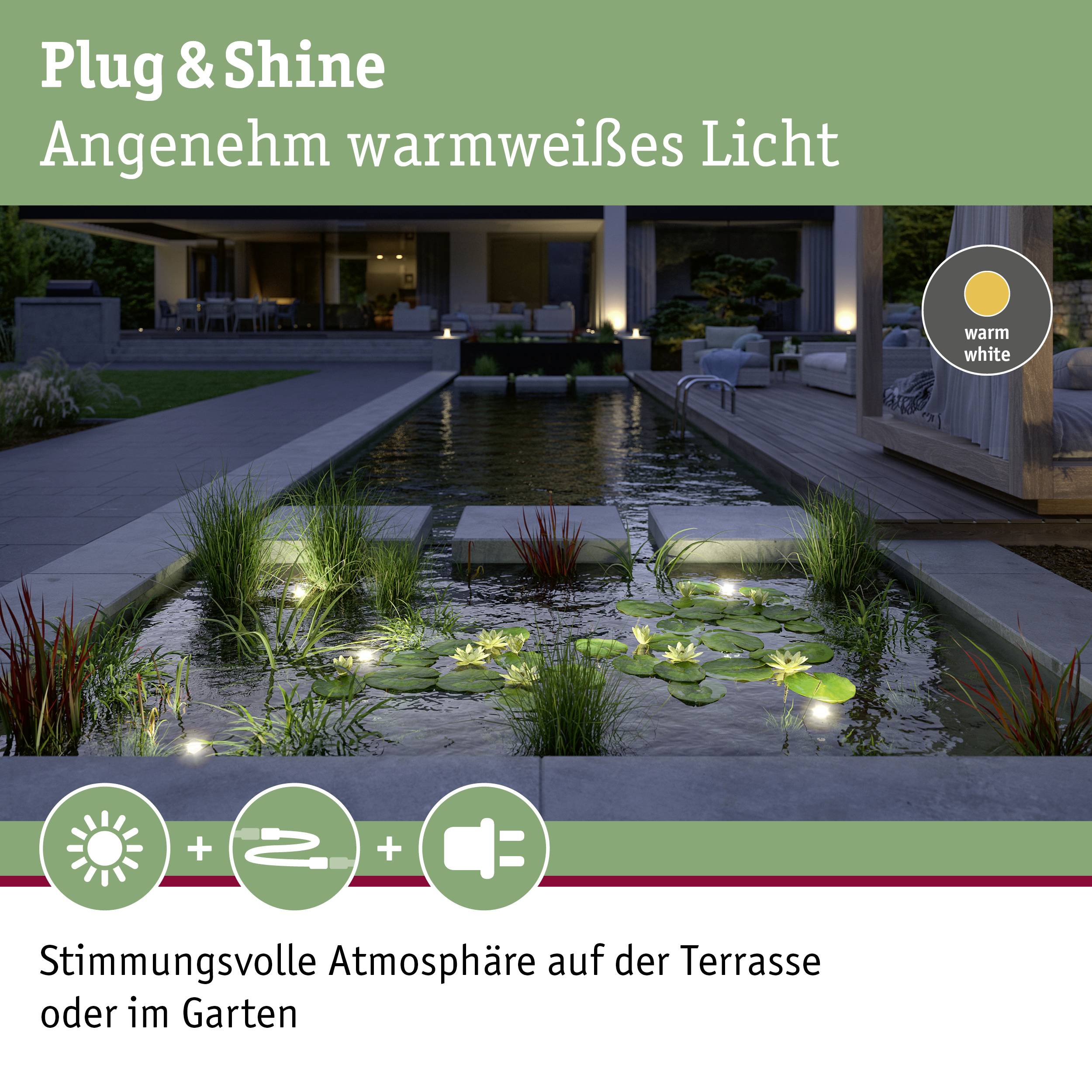 Een terras bij nacht, verlicht met warmwitte verlichting, omgeven door planten en water, creëert een aangename sfeer.