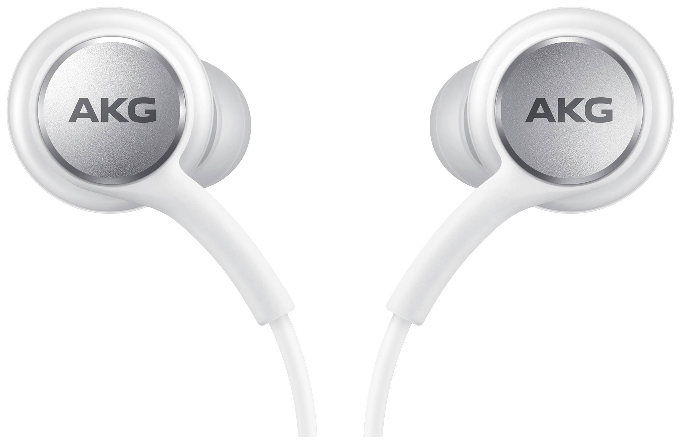 Twee witte in-ear oordopjes met de tekst 'AKG' op de oordopjes, voor een witte achtergrond.