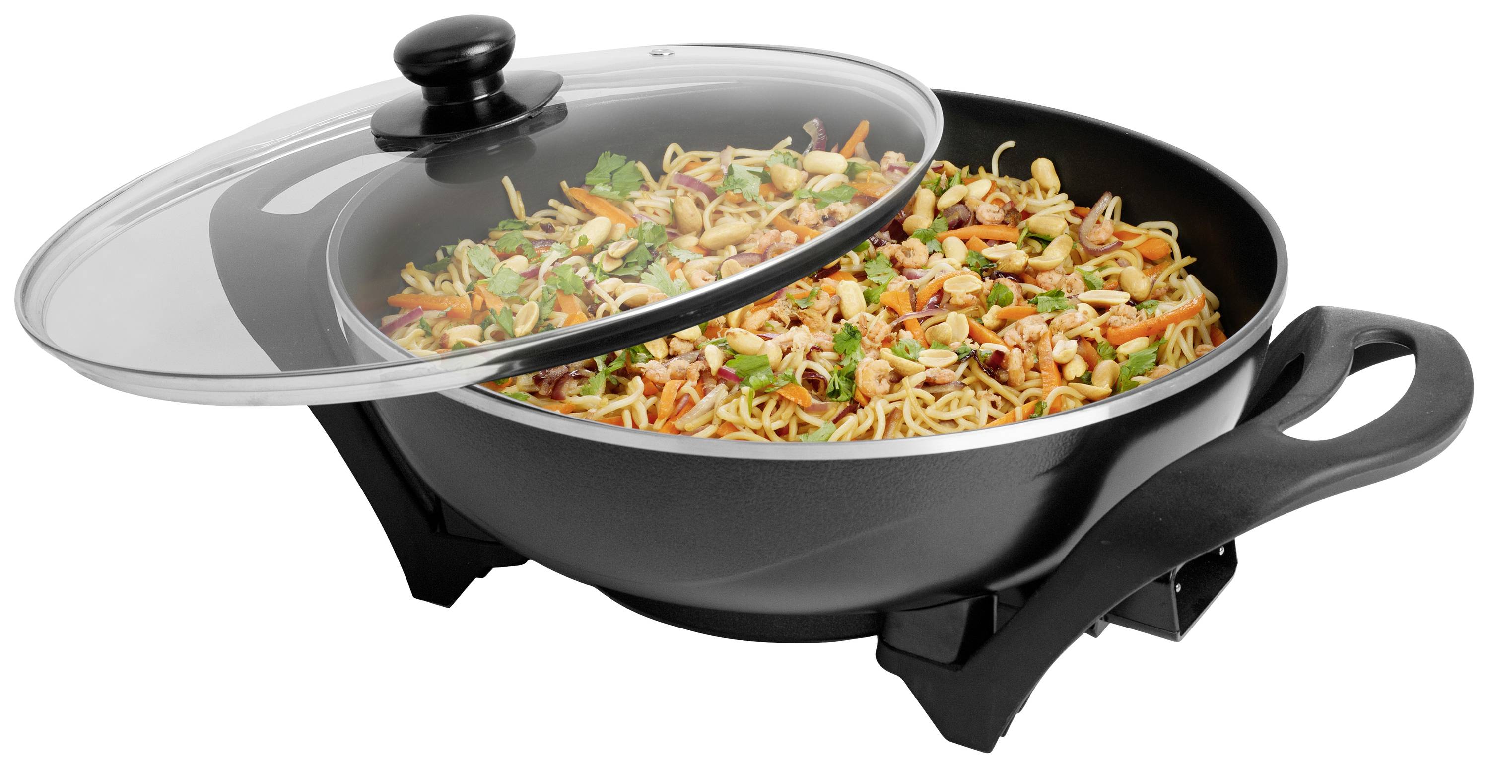 Elektrische pan met noedels, groenten en zeevruchten, gedeeltelijk bedekt, klaar om te serveren.