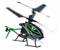 Een afstandsbediende mini-helikopter met een zwart design en groene accenten vliegt dynamisch door de lucht.