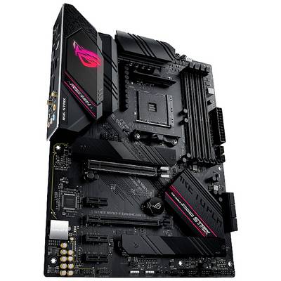 Een zwart PC-moederbord met meerdere sleuven en aansluitingen, gemarkeerd met 'Republic of Gamers', geschikt voor gamingcomputers.