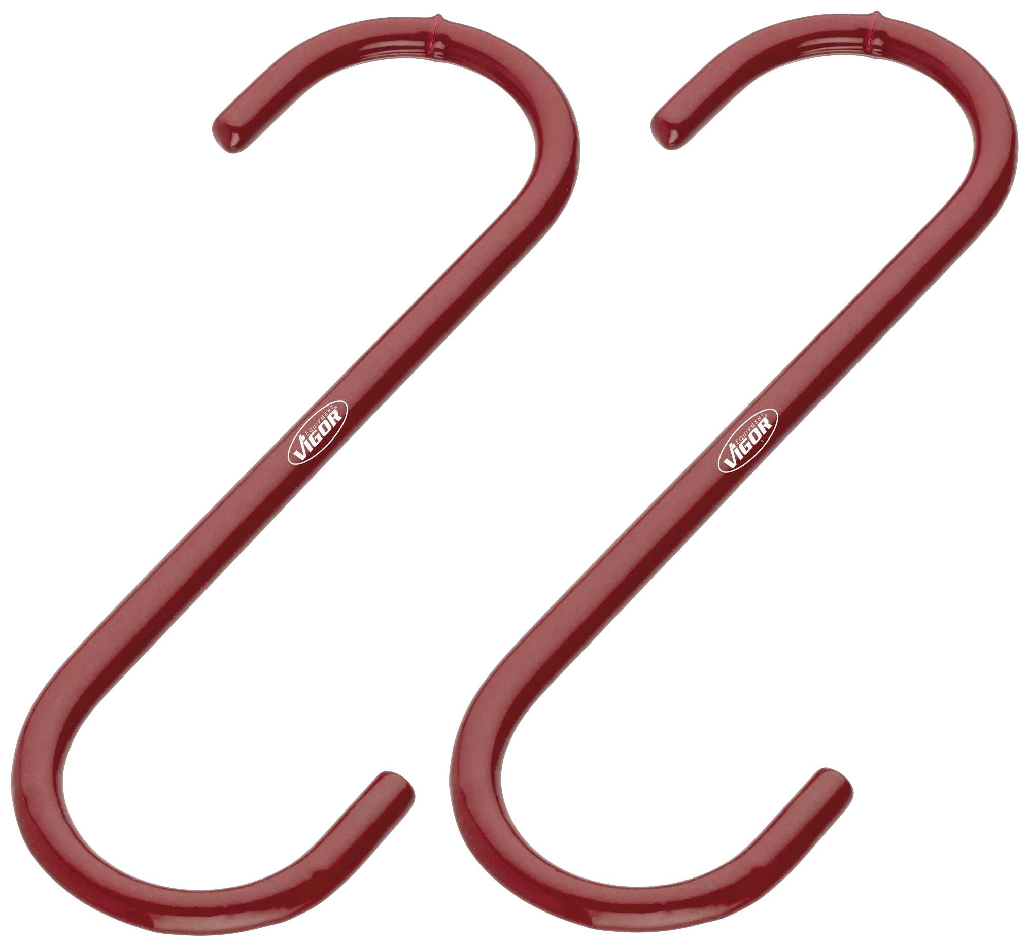 Twee rode, S-vormige haken van metaal met een kleine logoafdruk. Ze zijn identiek en naast elkaar geplaatst.