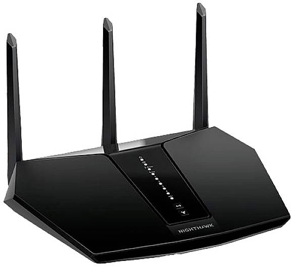 Een zwarte router met drie antennes toont een rij LED-lampjes. De merknaam 'Nighthawk' is onderaan het apparaat te zien.