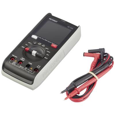 Multimeter met digitaal display en bedieningselementen, naast twee meetpennen met rode en zwarte kabels, bijeengehouden door een rubberen band.