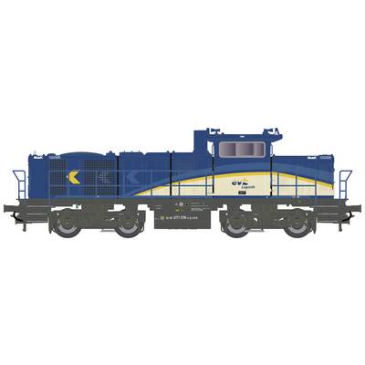 Een blauwe en witte locomotief van het merk Vossloh. Op de zijkant draagt hij het logo van GVB Logistik.