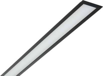 Scheef geplaatste rechthoekige LED-lamp met zwarte omlijsting die gelijkmatig wit licht uitstraalt, tegen een witte achtergrond.