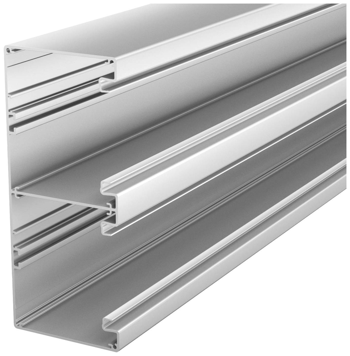 Metaalprofiel met meerdere parallelle rails, gebruikt voor structurele toepassingen in de bouwindustrie.