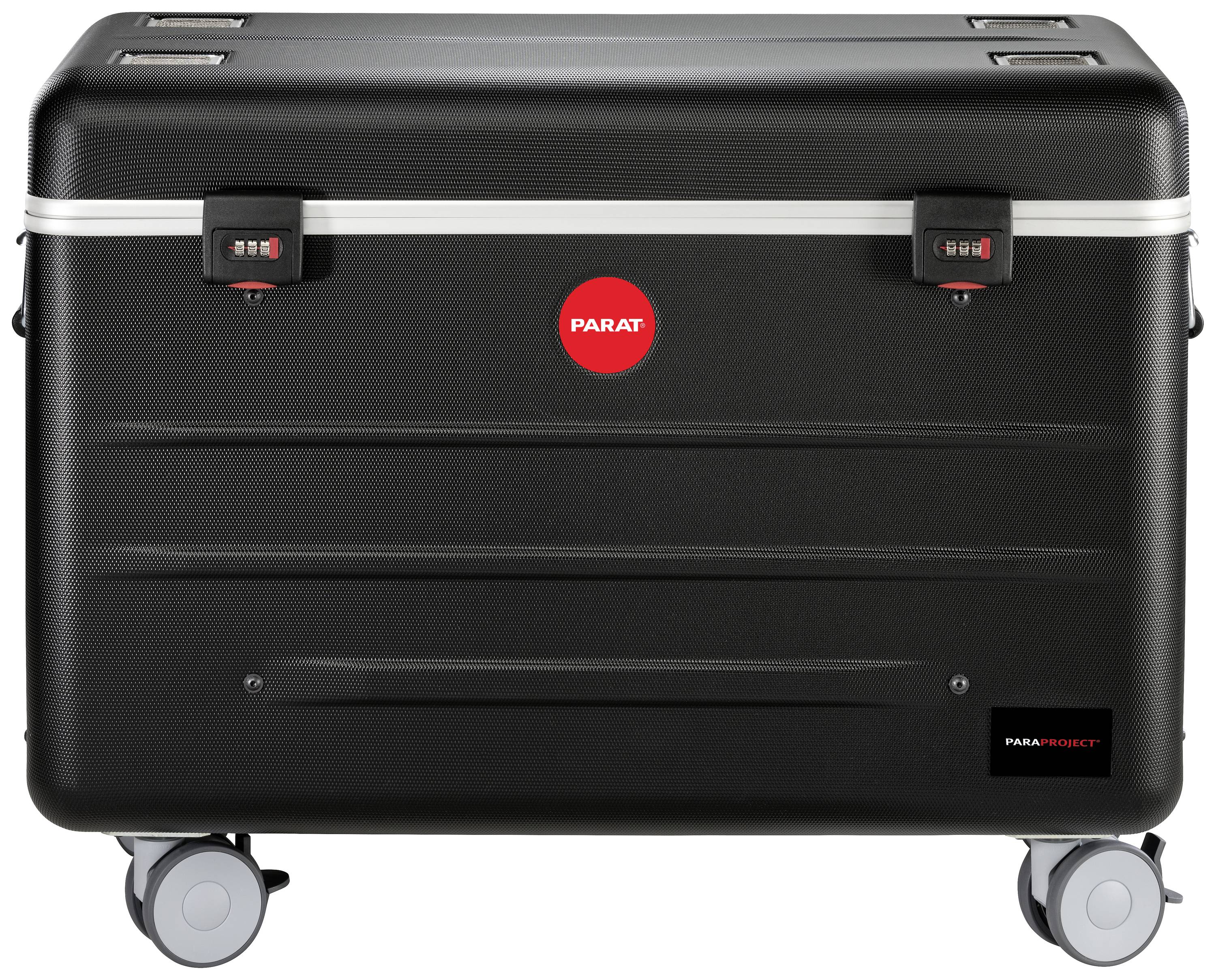 Zwarte transportkoffer met rood logo, twee codesloten, zilveren handgreep bovenaan en vier wielen onderaan.