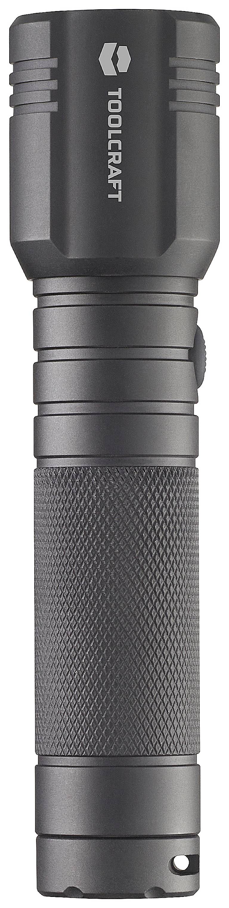 Zwarte zaklamp van het merk Toolcraft, cilindrisch ontwerp met gestructureerde handgreep voor een betere grip.