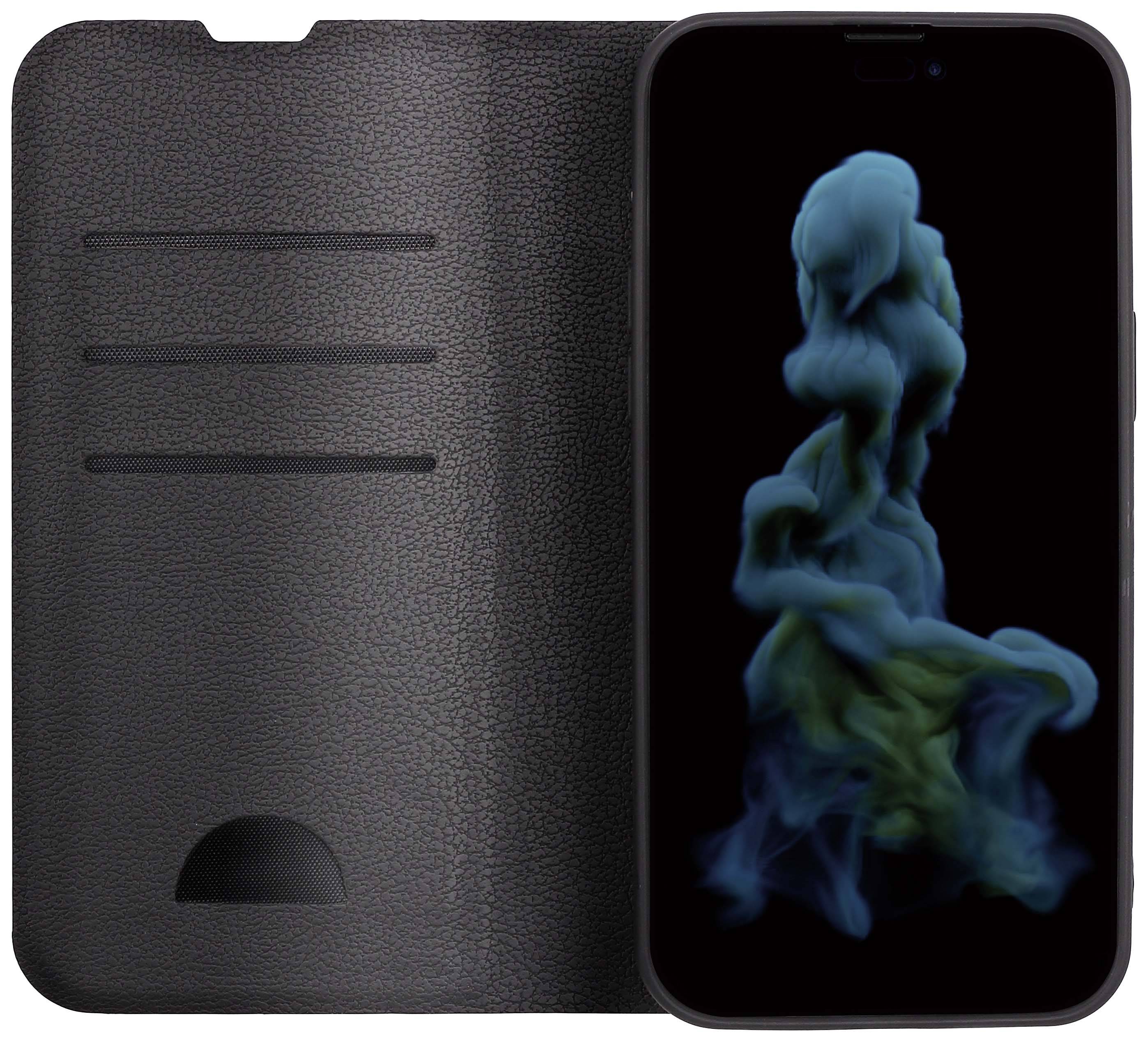 Smartphone met zwarte beschermhoes, display toont abstracte blauwe en groene rookwolk op zwarte achtergrond.