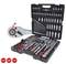Gereedschapsset met vele bits, dopsleutels en ratel in een opvouwbare koffer. Toont maten 1/4", 3/8", 1/2".