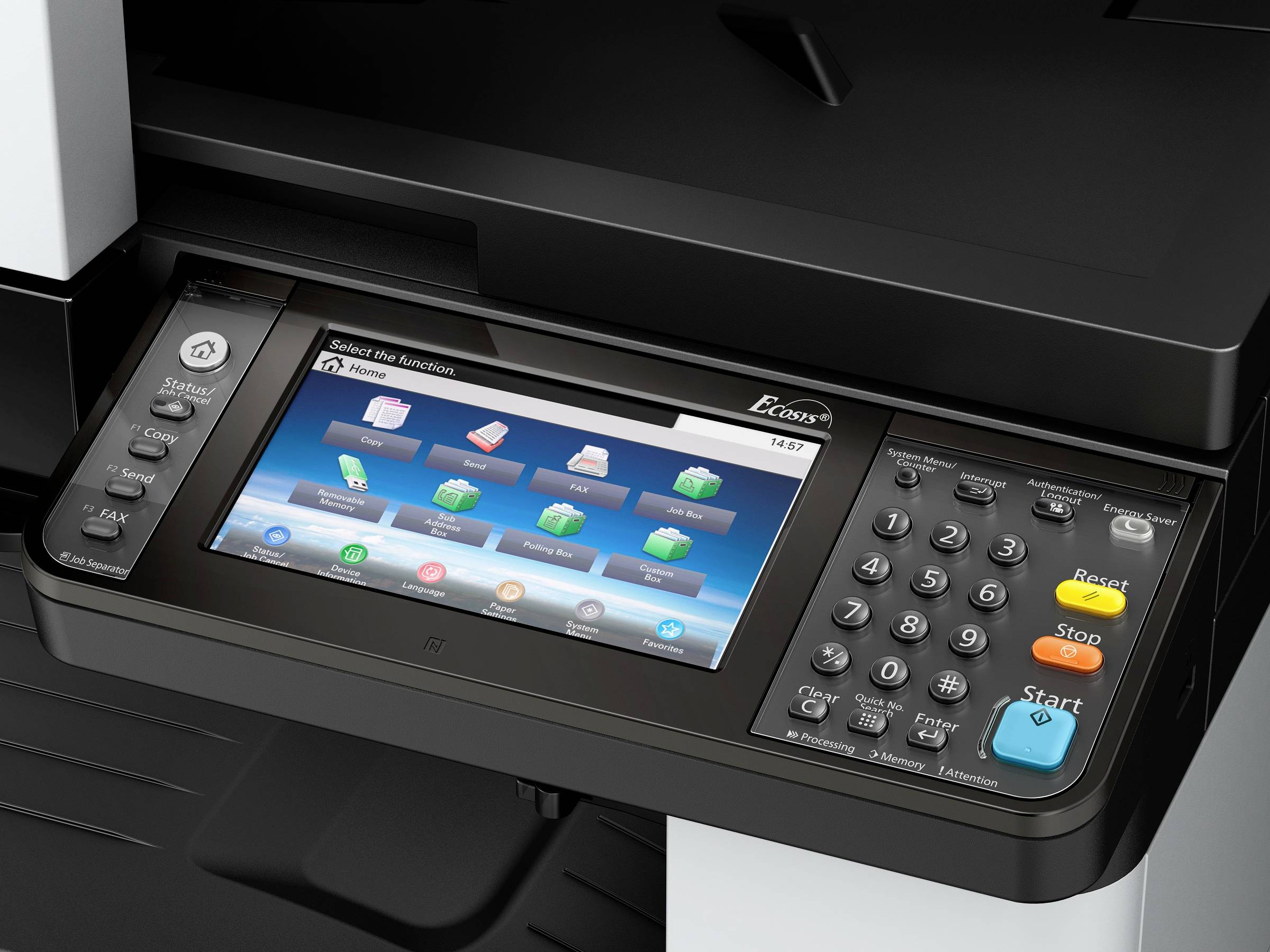 Een multifunctionele printer met een bedieningspaneel en een touchscreen waarop verschillende pictogrammen en functietoetsen worden weergegeven.
