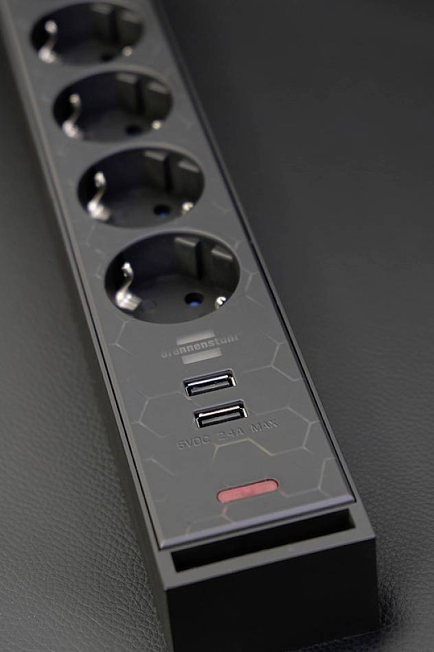 Brennenstuhl 1153560100 Gaming Stekkerdoos | 5 sockets | Aan/uit Schakelaar | 2x USB-A | Zwart | 1,5 meter-6
