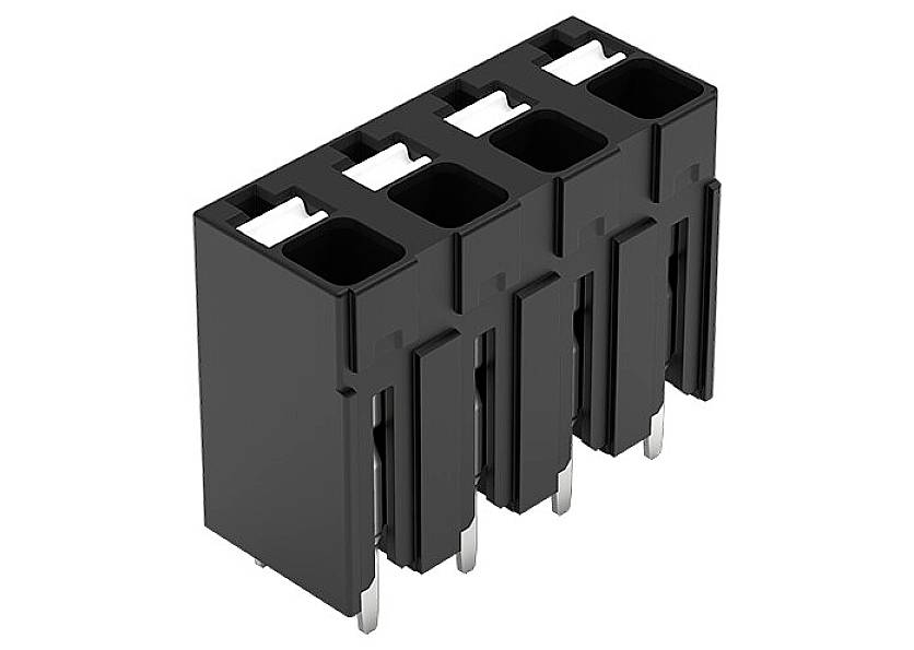 Een zwarte kunststof stekker met vier aansluitingen en metalen pinnen, geschikt voor elektronische verbindingen.
