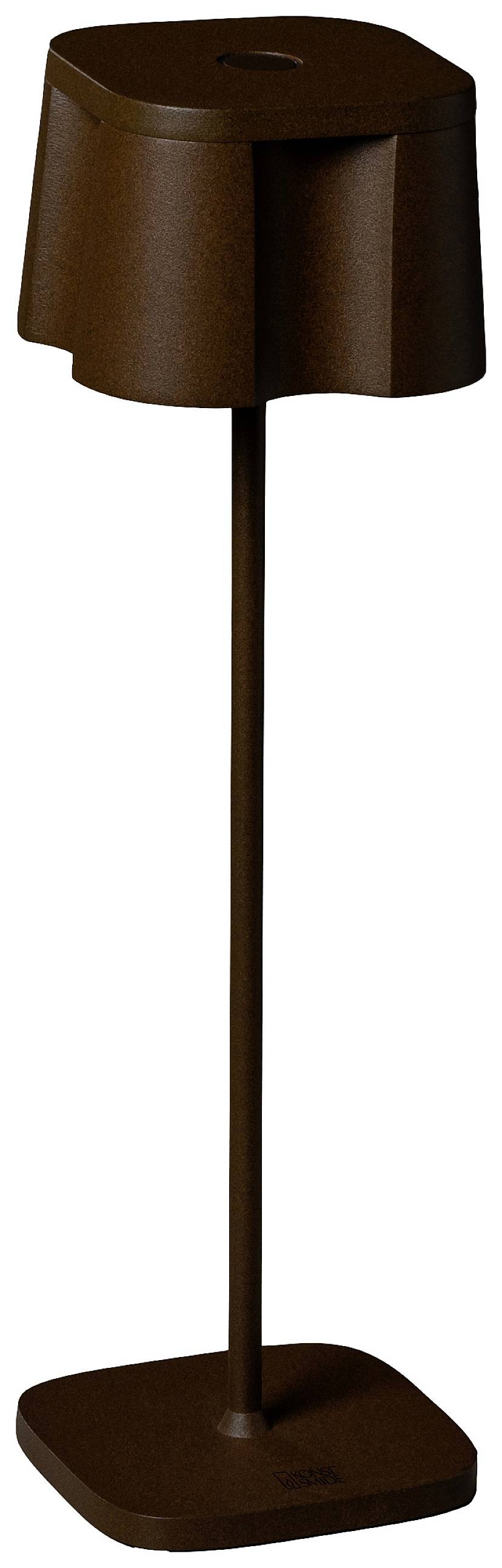 Een slanke, bruine staande lamp met een rechthoekige voet en een vierkante lampenkap. Eenvoudig, modern design.