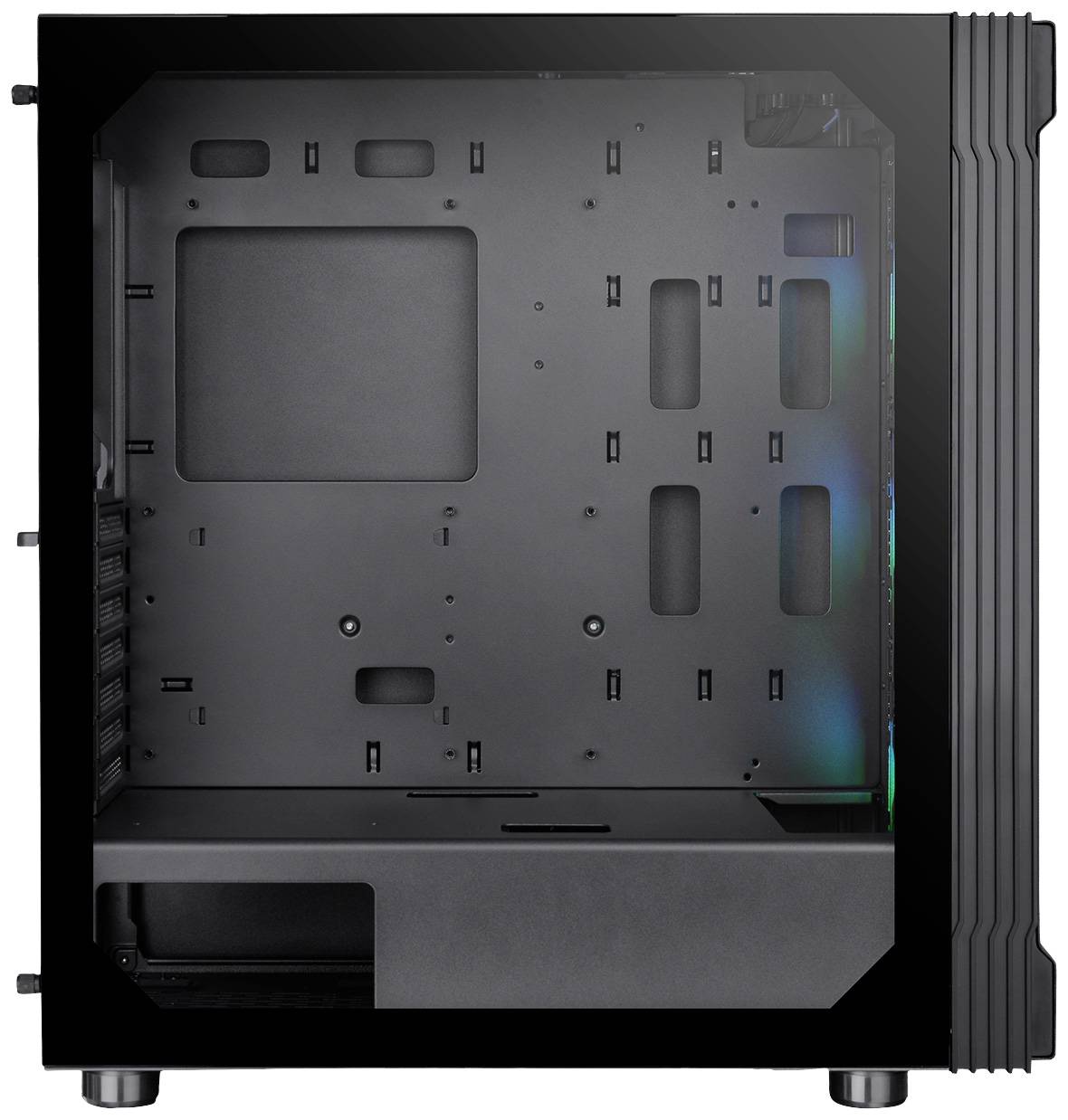 Een leeg computerbehuizingsframe zonder componenten, in een donkere kleurschakering, toont de interne structuur met ruimte voor hardware.