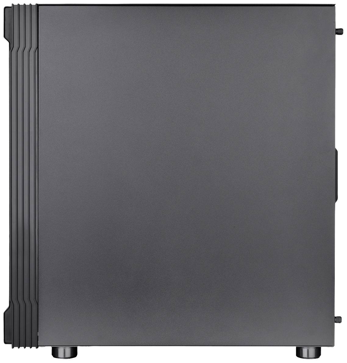 Een zwarte computerbehuizing met een gladde zijkant en een geprofileerd voorpaneel. De behuizing staat op vier kleine voetjes.
