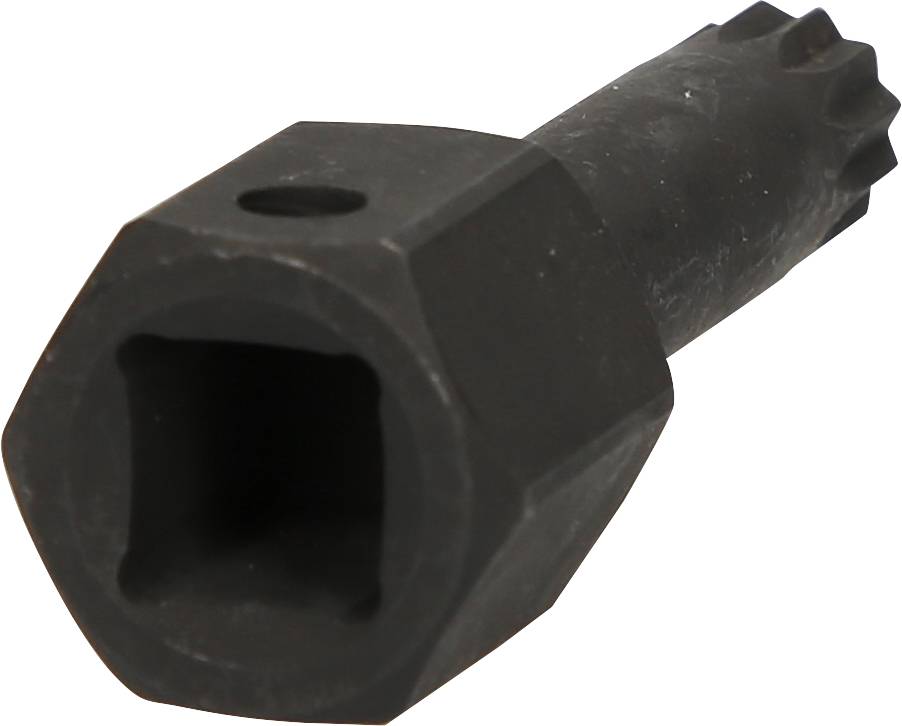 Een zwart, metallic gereedschap met een zeshoekige vorm en een vierkante opening, mogelijk een speciale adapter of opzetstuk.