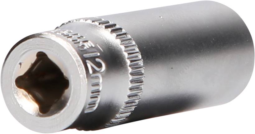 Een zilveren metalen dopsleutelopzetstuk met een '12 mm'-markering.