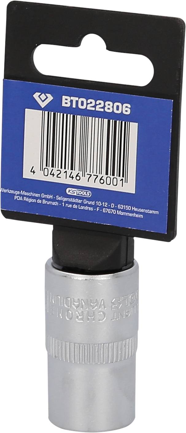 'Productafbeelding van een steekmoer met een blauw etiket en streepjescode, artikelnummer BT022806.'