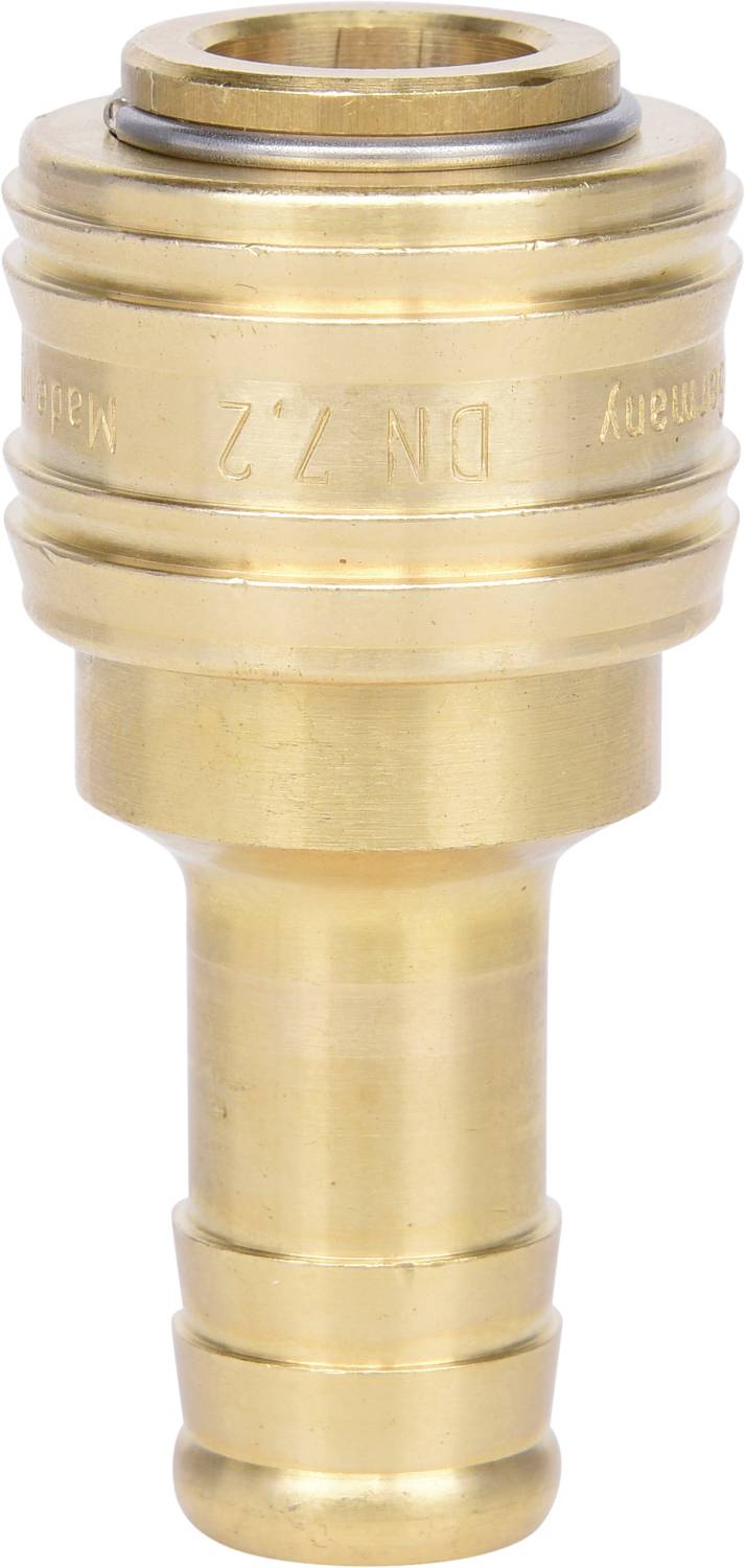 Messing snelkoppeling met gegolfde aansluiting. Markering 'DN7.2 Made in Germany'. Gebruikt voor eenvoudige buisverbindingen.