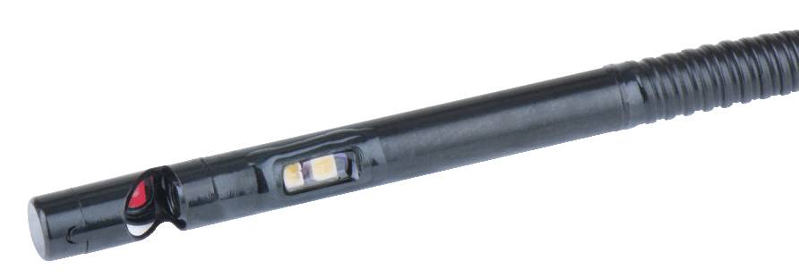 Een zwarte pen met een kleine LED-lamp en een schakelaar aan de zijkant. Het handvat heeft een licht gegroefde structuur.