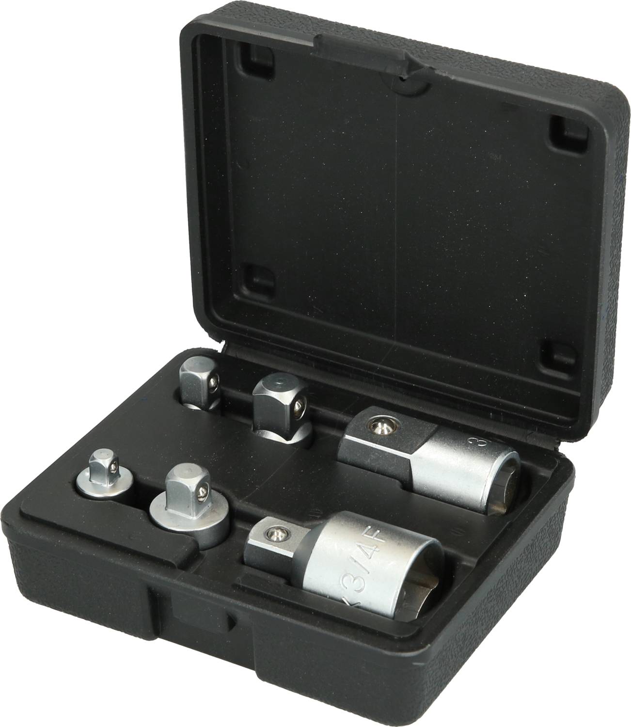 Set met vijf verschillende stekeradapters in een zwarte kunststof behuizing. Adapters voor verschillende formaten en toepassingen.