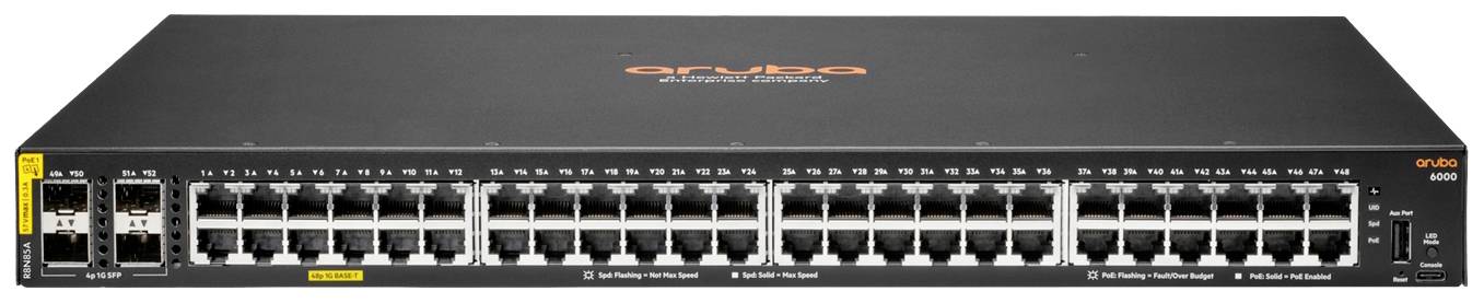 Een netwerk-switch met 48 Ethernet-poorten en 4 SFP-poorten. Merklogo bovenaan, modelnummer rechts. Zwart, rechthoekig ontwerp.