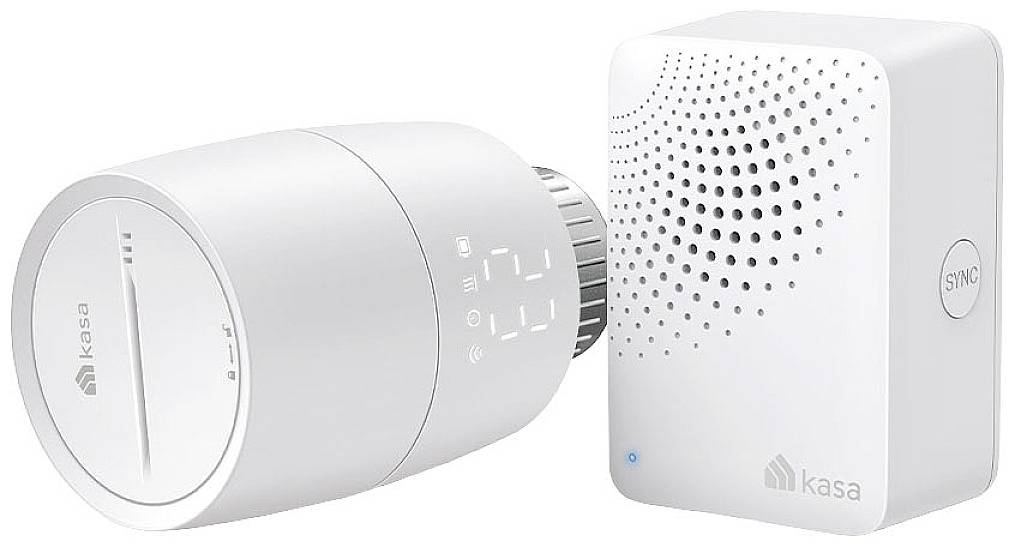 'Kasa' Smart-Home-radiatorthermostaat naast een synchronisatiemodule. Beide apparaten zijn wit met minimalistische ontwerpen.