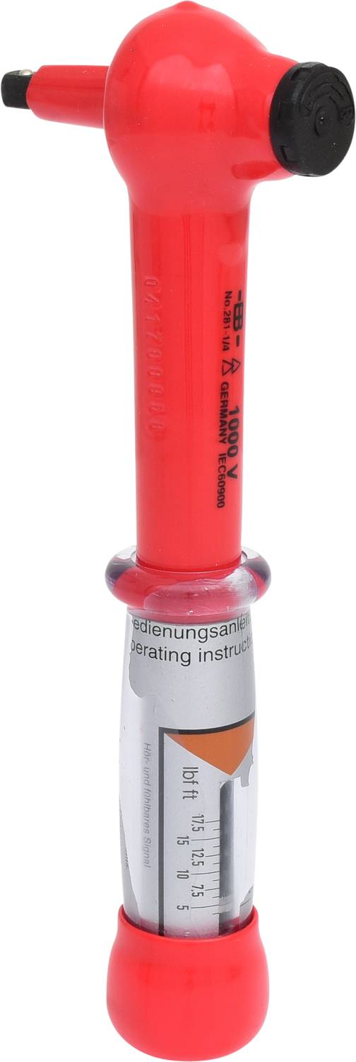 Rood apparaat met zwarte punt en display-eenheid, bevat markeringen en labels, mogelijk een onderhouds- of meetinstrument.