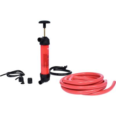 Rode handpomp met slang en ventiladapter, geschikt voor het oppompen van vloeistoffen. Ideaal voor gebruik in werkplaatsen.