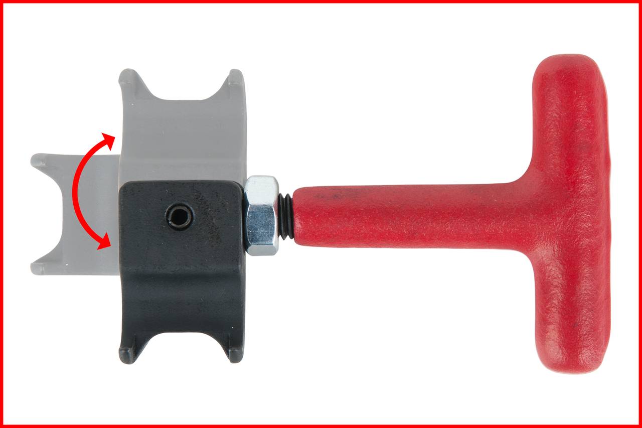 Gereedschap met rode T-greep en een metalen kop die een draaibeweging aangeeft. Wordt gebruikt voor aanpassing van het aandraaimoment.