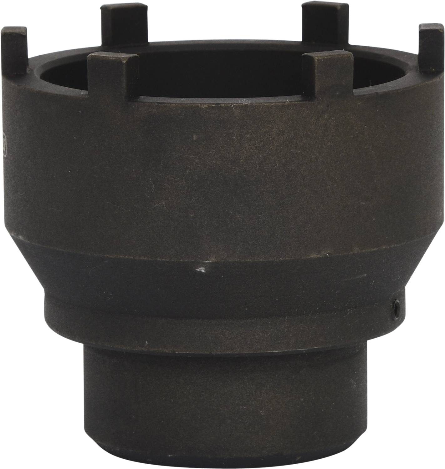 Een zwarte, cilindrische tool met meerdere tanden aan de bovenkant, geschikt voor technische of mechanische toepassingen.