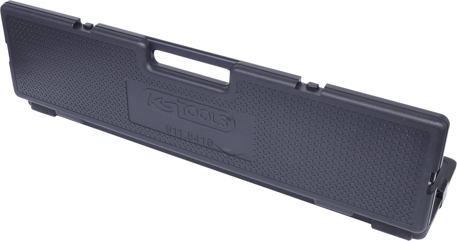 Lange, zwarte gereedschapskoffer met handgreep, geschikt voor het opbergen van lange gereedschappen of meetinstrumenten.
