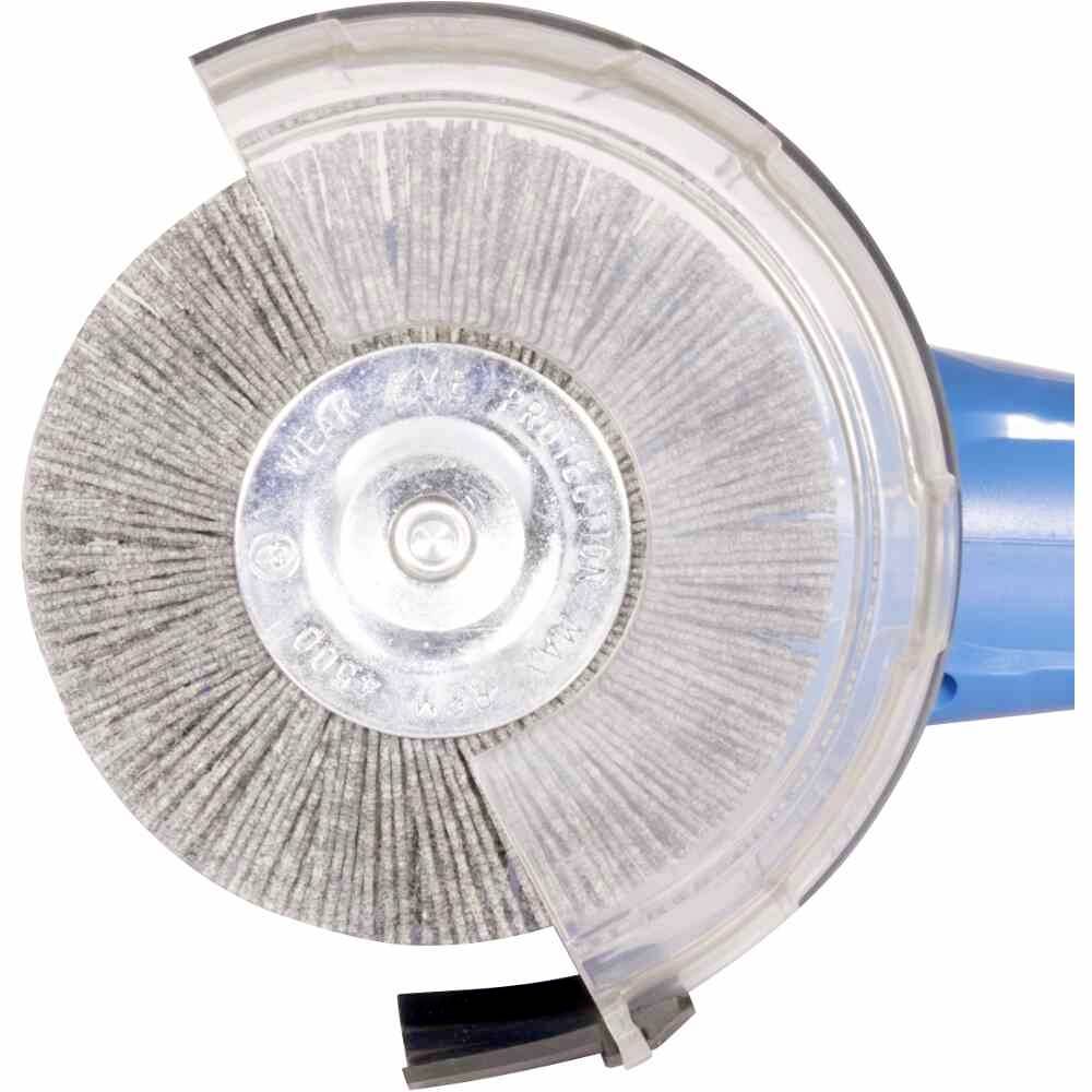 'Slijpmachine met blauwe handgreep en ronde slijpkop, beschermd door een transparante kap.'