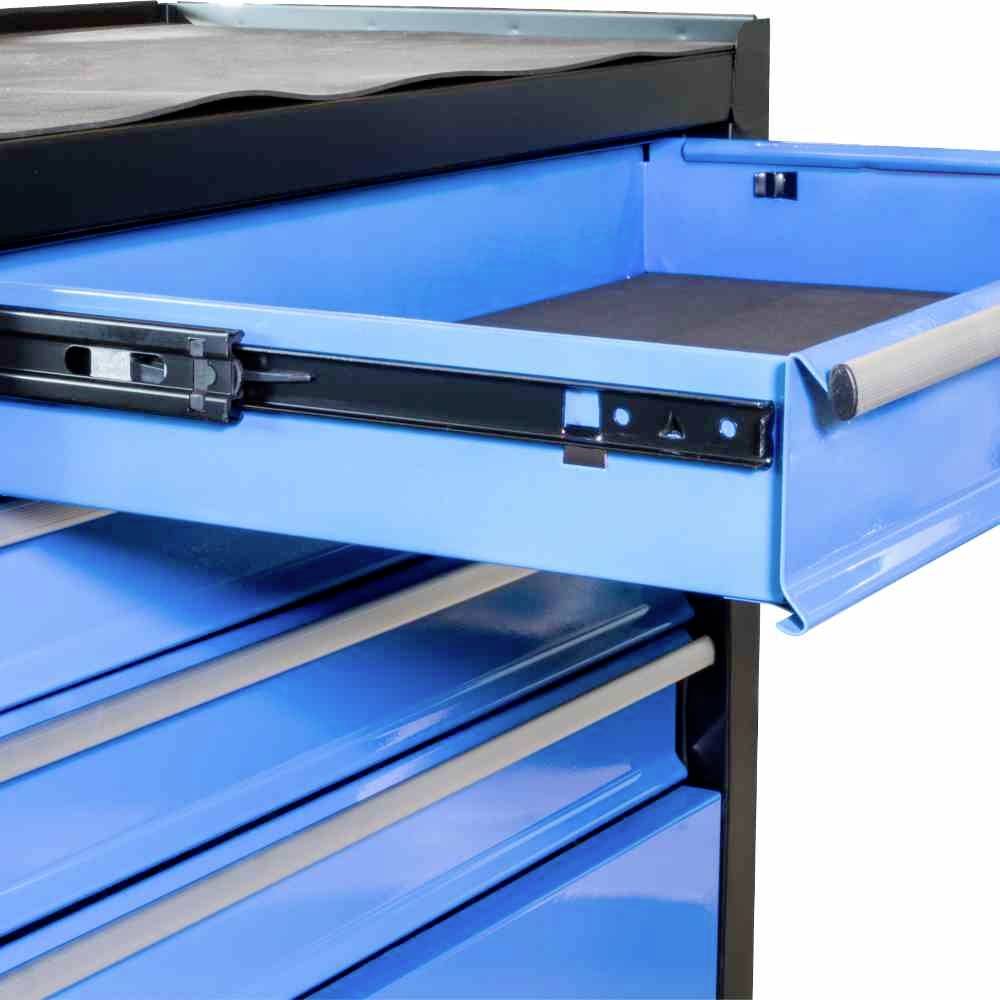 Een blauwe gereedschapslade wordt uitgetrokken getoond. De ladestructuur is robuust en geschikt voor gereedschappen.
