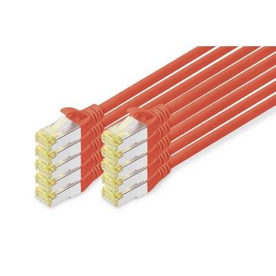 Zes rode netwerkkabels met RJ-45-connectoren, naast elkaar gerangschikt.
