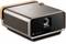 Een compacte, metaalbruine projector met 4K-resolutie en LED-technologie, geschikt voor thuisbioscoop en presentaties.