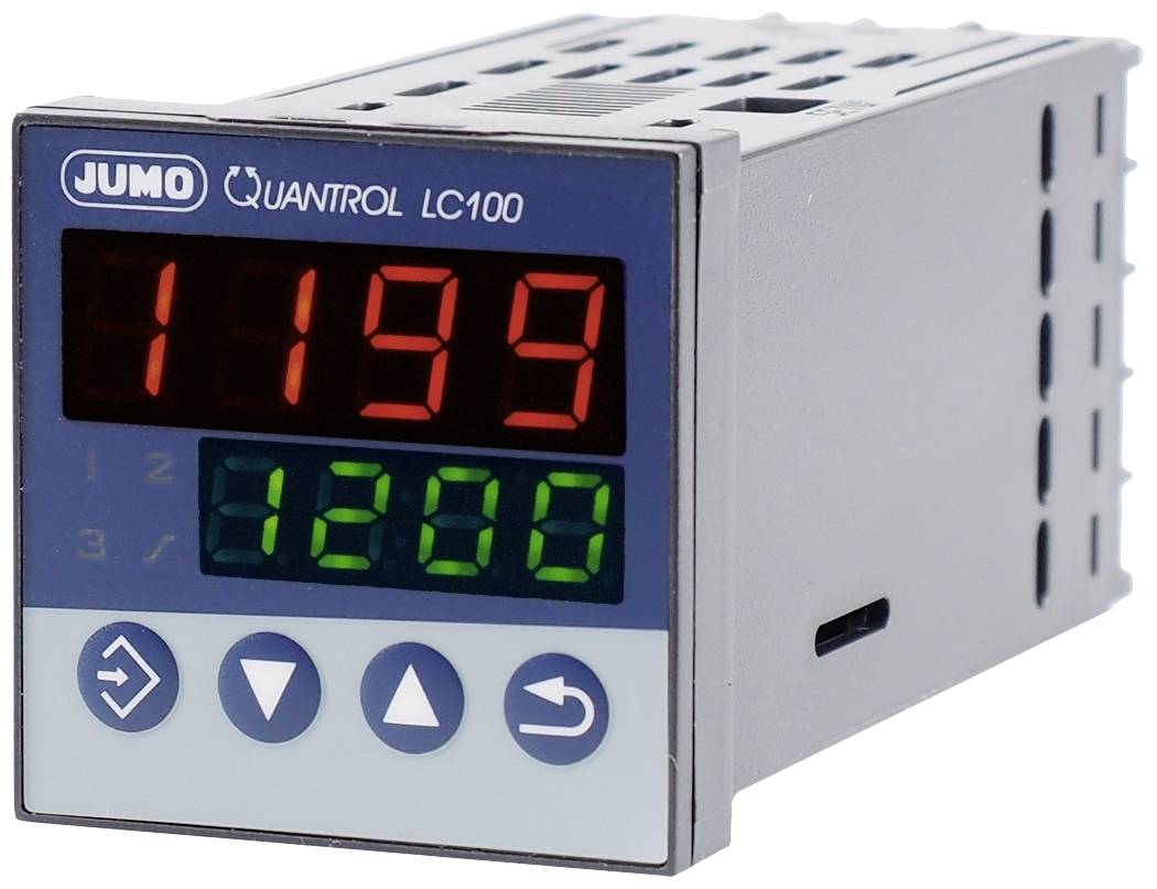 Een elektronisch apparaat met digitale weergave, toont bovenaan '1199' in het rood en onderaan '1200' in het groen. Markering 'Jumo QUANTROL LC100'.