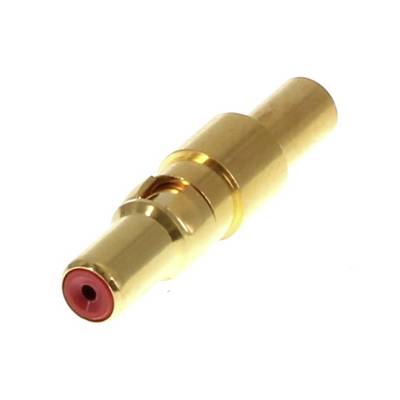 Een goudkleurige metalen stekker met een cilindrische vorm en een rode binnenkant, waarschijnlijk een elektrische of audiovisuele aansluiting.