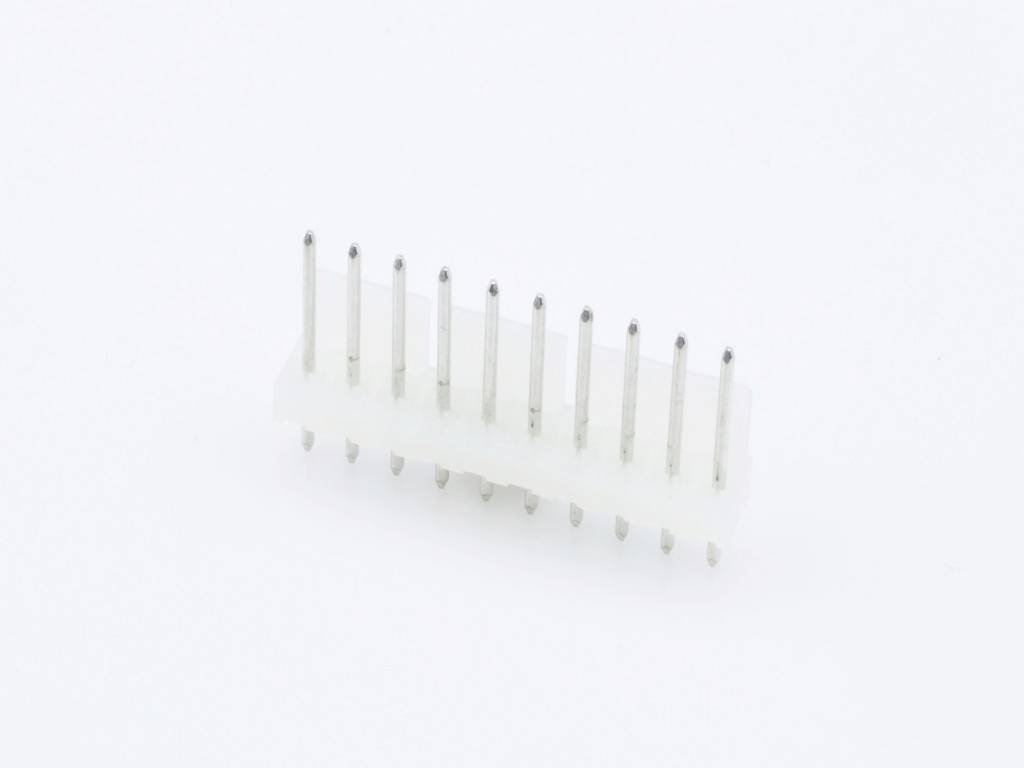 Een witte kunststofstrip met tien metalen pinnen die omhoog steken, op een witte achtergrond. Technische component.