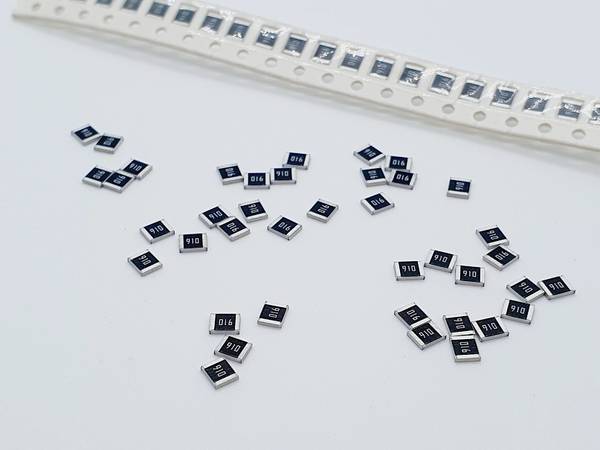 Walsin WR12X7151FTL WR12X7151FTL Thick Film weerstand 7.15 kΩ SMD 1206 0.25 W 1 %  1 stuk(s) Tape on Full reel