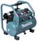 Draagbare, turquoise Makita-compressor met twee drukmeteters en handgrepen, geschikt voor bouwplaatsen en werkplaatsen.