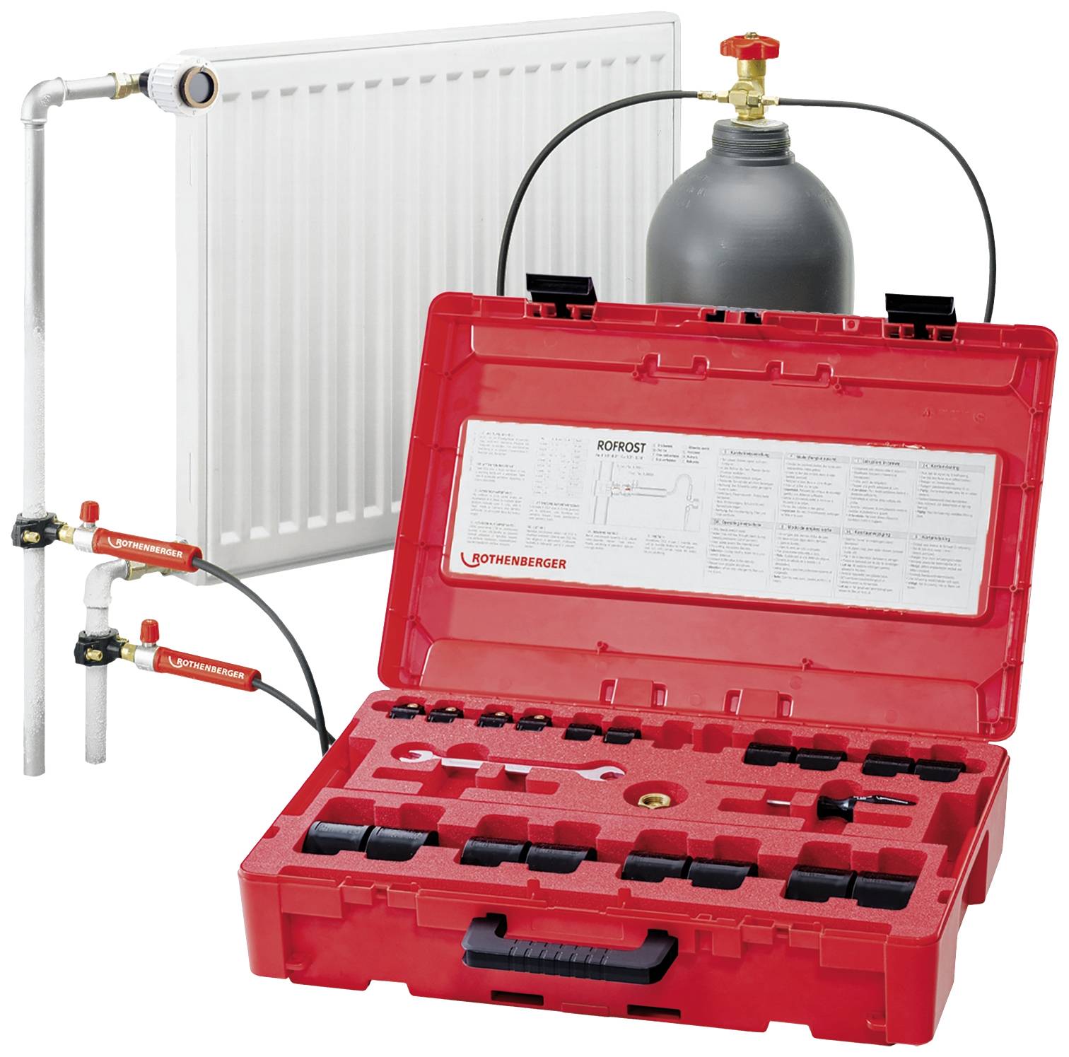Gasfles en gereedschapsset voor het testen van leidingen, inclusief drukmeetapparatuur, in een rode koffer voor een radiator.