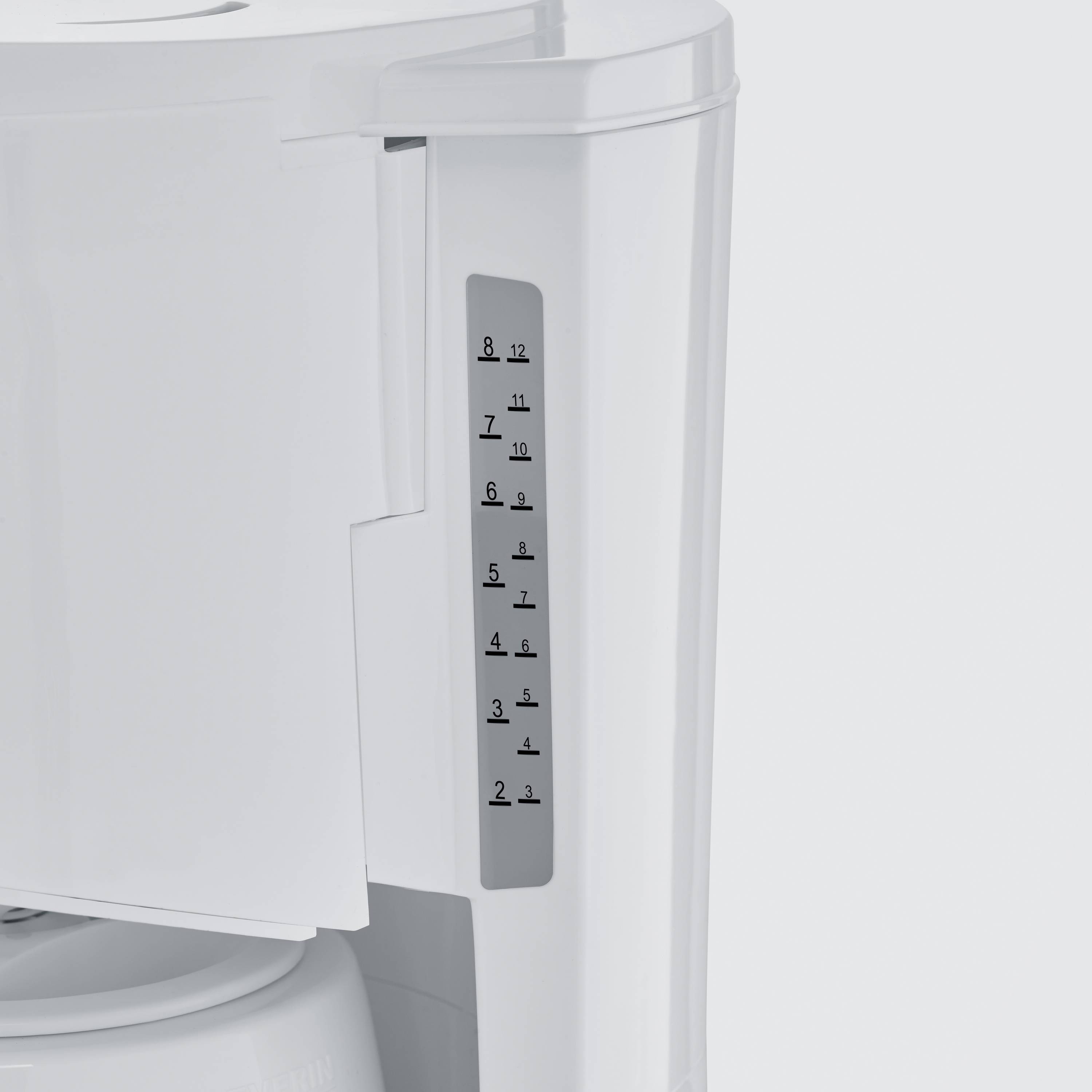 Koffiemachine met zichtbare waterstandsmeter.