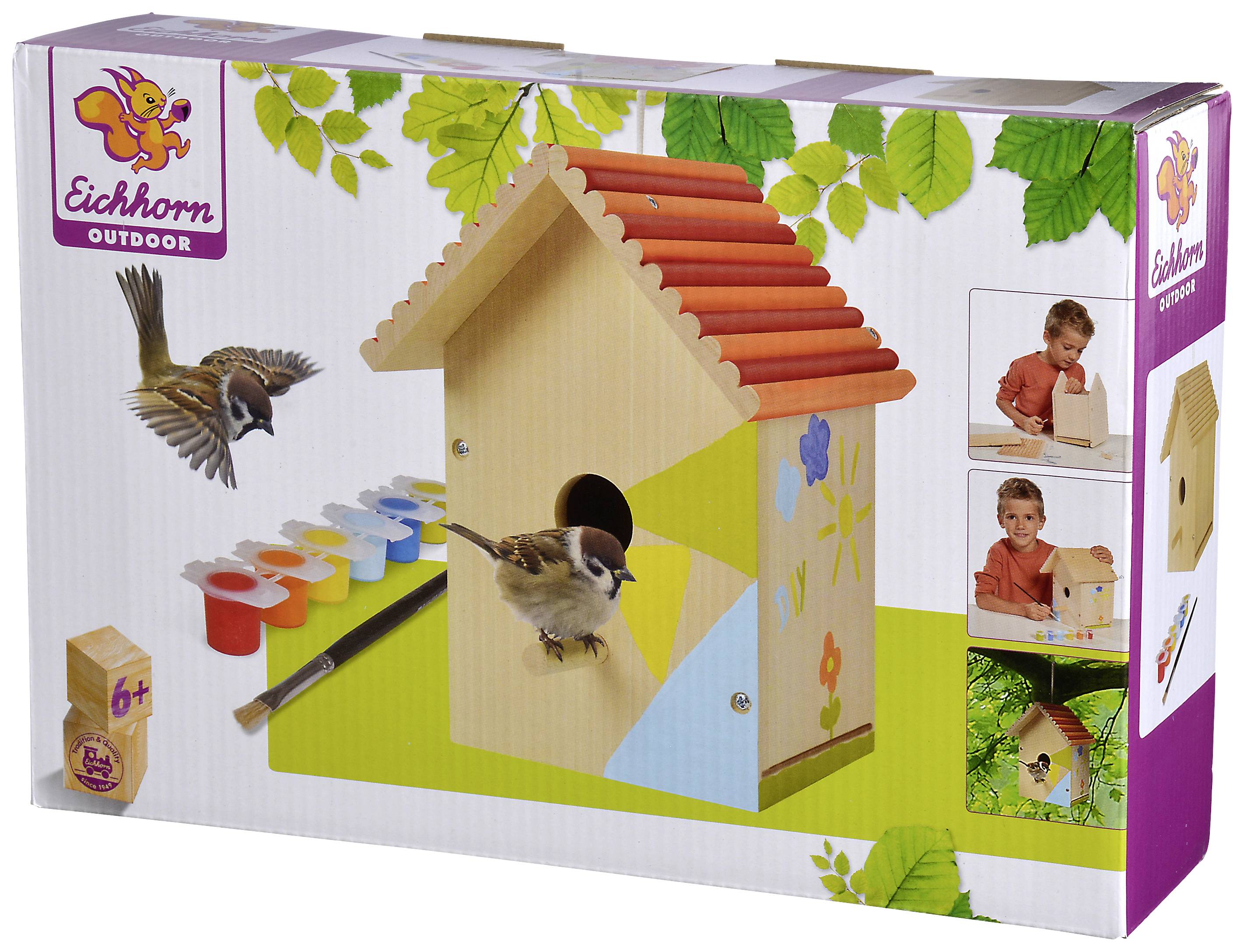 Een vogelhuis-knutselset-verpakking 'Eichhorn Outdoor', toont een beschilderd vogelhuisje, penselen, verf en afbeeldingen van kinderen die aan het knutselen zijn.