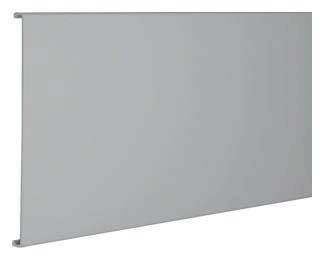 Grijs, rechthoekig, plat paneel, mogelijk gebruikt als radiatorkap of scheidingswand. Geen verdere details zichtbaar.