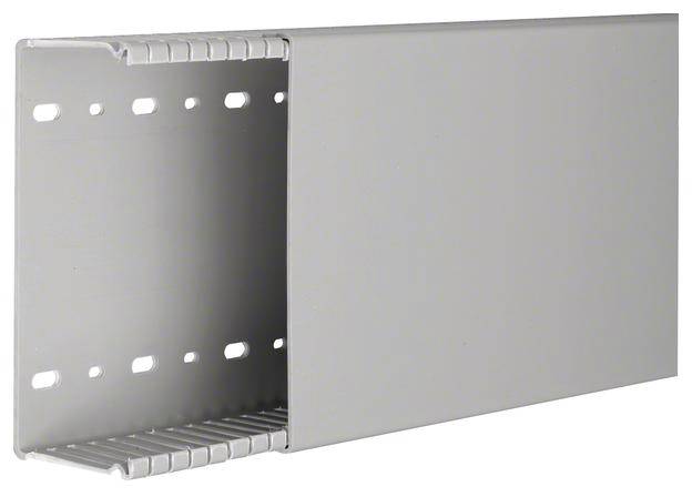 Kabelgoot met perforaties aan de achterzijde voor ventilatie, vervaardigd uit grijs materiaal. Ideaal voor kabelorganisatie.